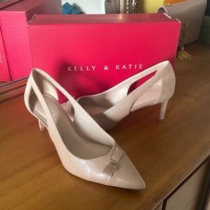Kelly & Katie heels Size 8.5